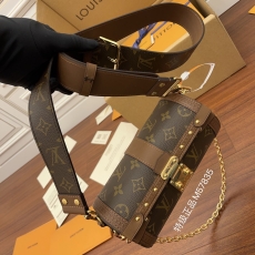 LV Round Bags